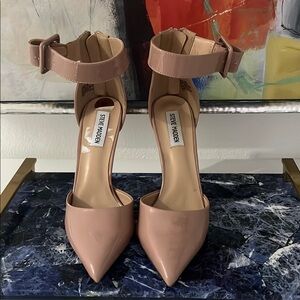 Steve Madden Cream Heels with Ankle Strap